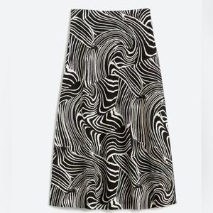 Lysse Nyra black and white maxi skirt